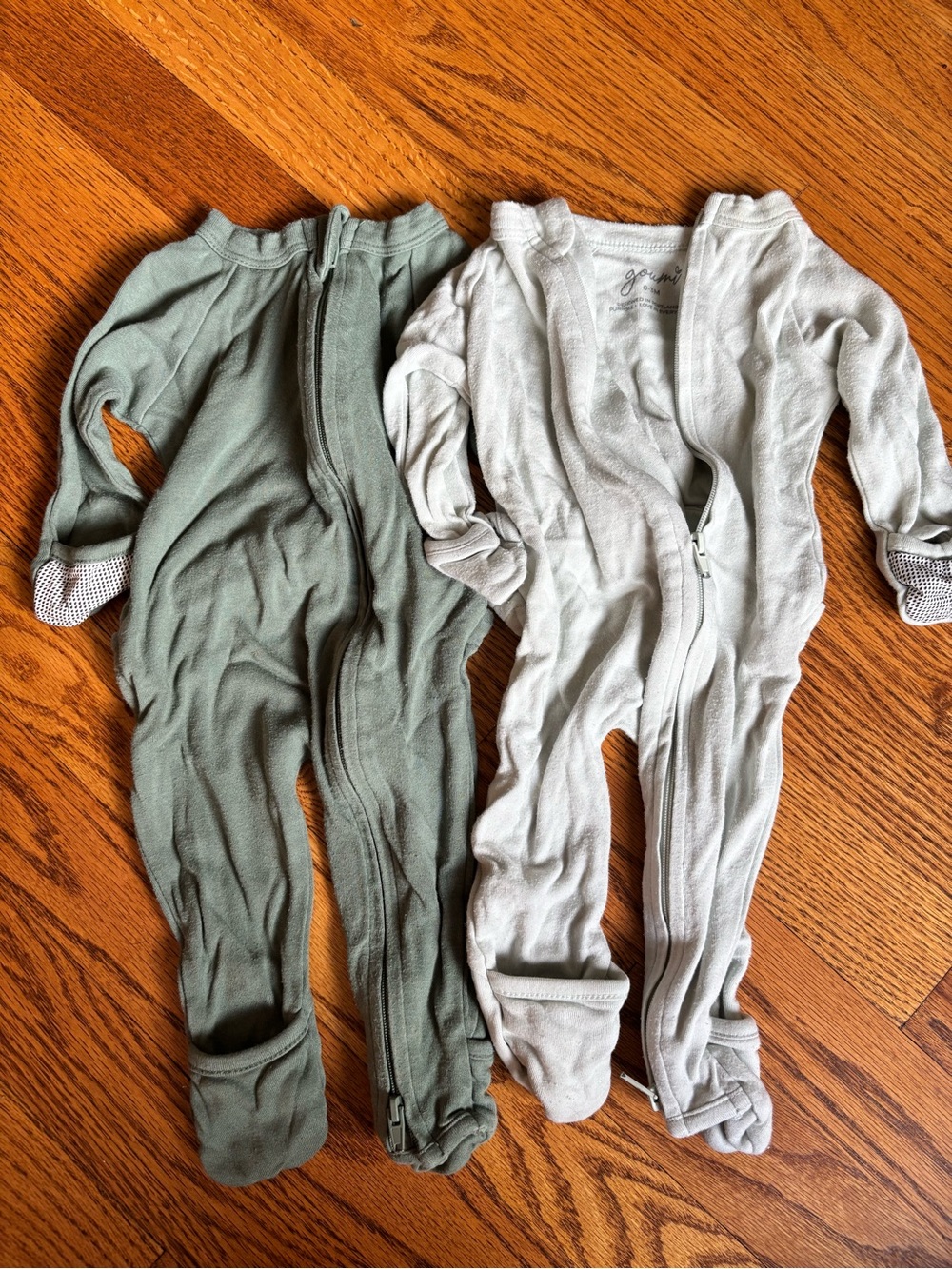 Goumi 0-3m footie romper bundle